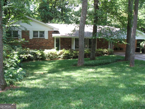 2281 Midvale Circle, Tucker
