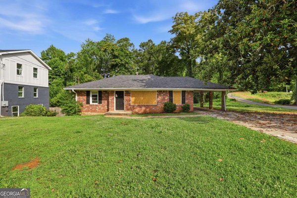 1513 Dianne Court Atlanta
