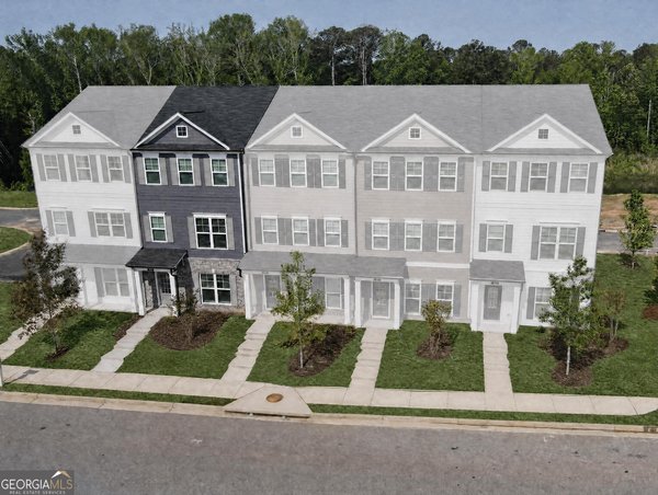12 Silver Lane Newnan
