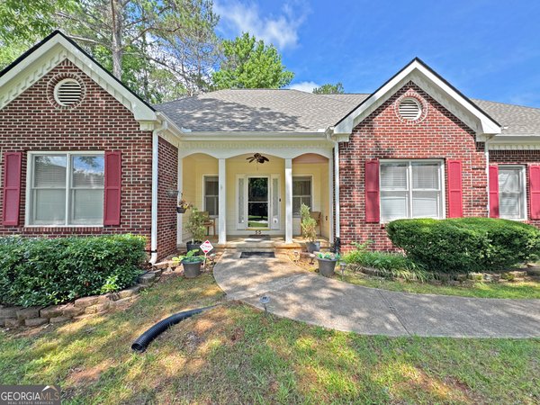 55 Concord Court, Covington
