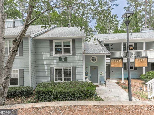 3960 Riverlook Parkway, Marietta