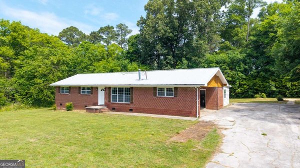 185 Blackwood Place Calhoun