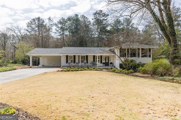 775 E Powderhorn Road Sandy Springs