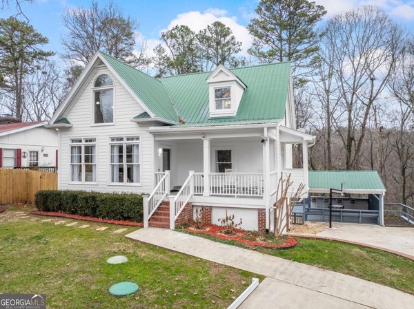 3852 CLUBHOUSE DR Gainesville