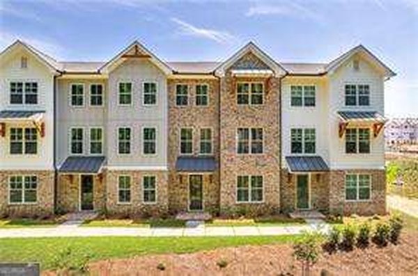 3343 Harvest Park Lane, Suwanee