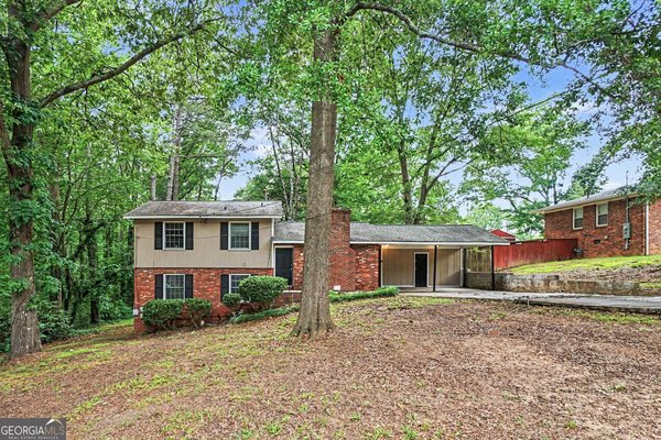6436 Piney Circle Mableton