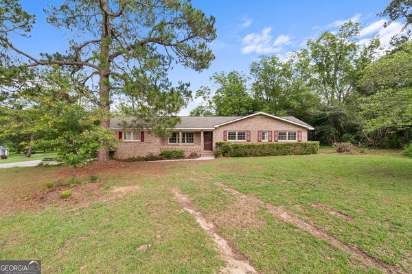 228 Allenwood Drive, Statesboro