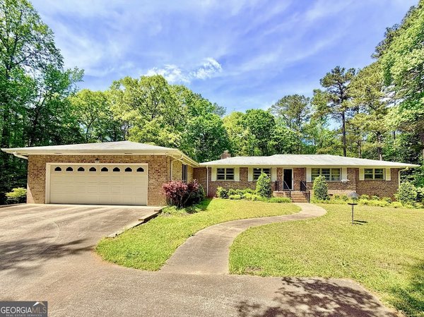 345 Elliott Road, McDonough