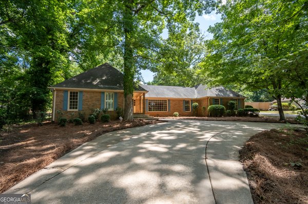 139 Lake Forest Drive Athens
