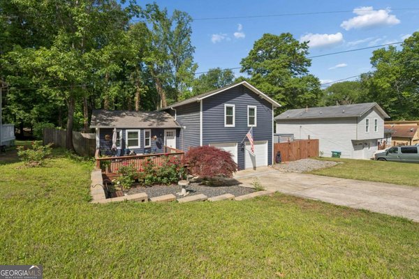 2083 Pond Road, Duluth