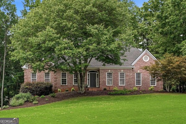 1095 Laurian Park Drive, Roswell