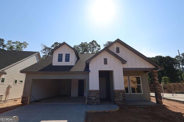 1410 Autumn Lake Drive, Gainesville