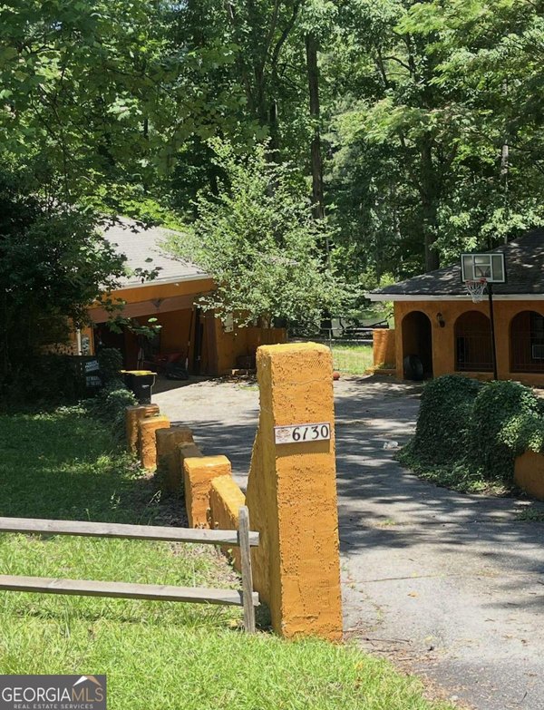 6130 Tennis Circle Fairburn