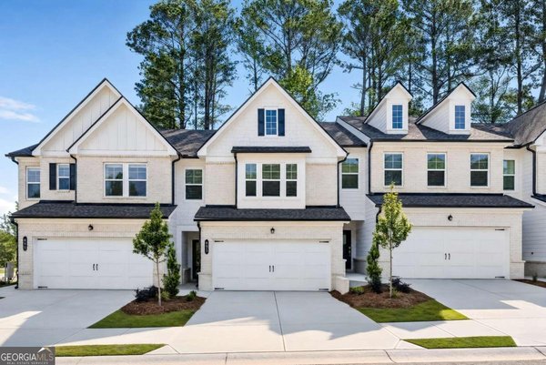 893 Rainwater Trace, Lawrenceville