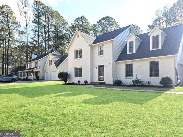 170 Rockspray Ridge Peachtree City