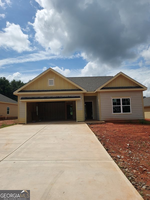 115 Cottage Grove Circle, Eatonton