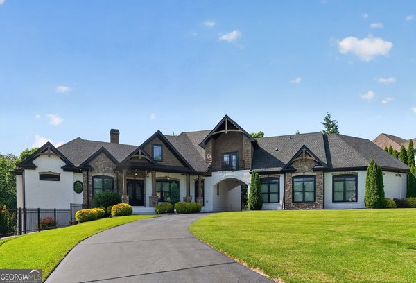 2344 Northern Oak Drive, Braselton