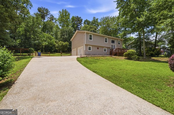 7270 Valley Drive, Winston