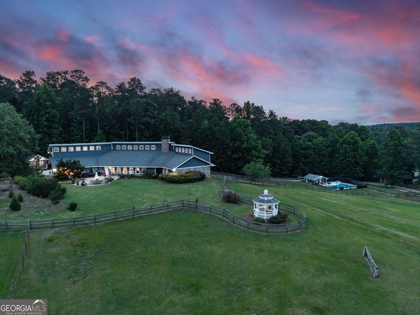 1370 Cook Road Oxford