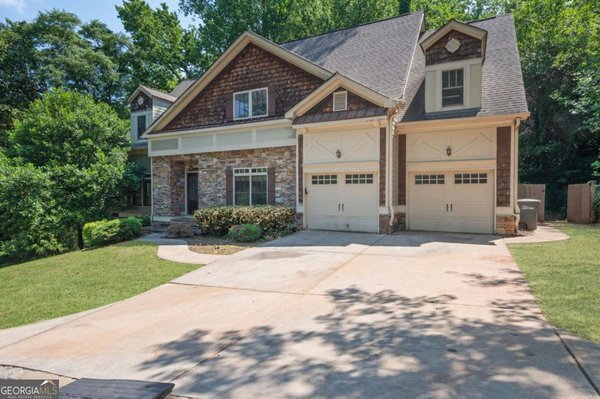 722 Iroquois Drive, Marietta