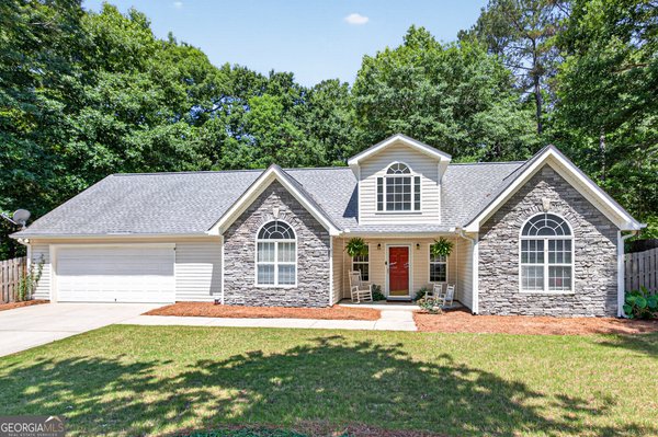 6020 Fieldwood Lane, Loganville