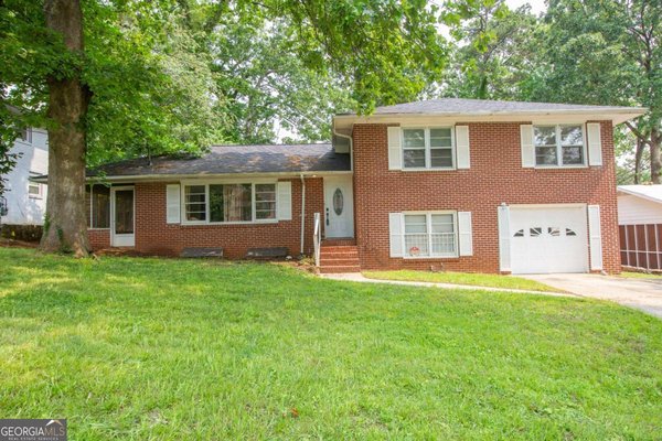 1558 BOULDERWOODS Drive Atlanta