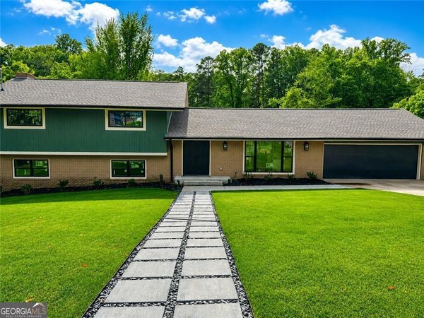 4255 Glenda Drive College Park