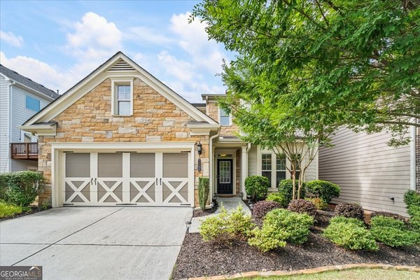 1305 Roswell Manor Circle, Roswell