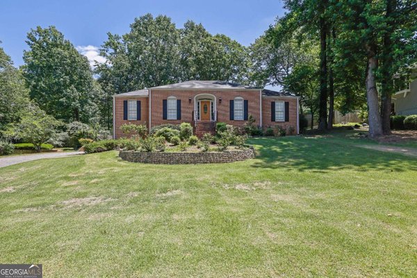3494 Old Suttons Way, Marietta