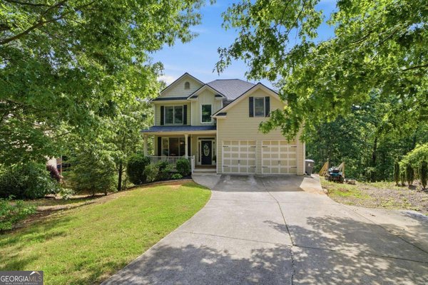12 Laurel Way, White