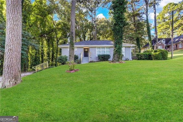 2755 Rockcliff Road, Atlanta