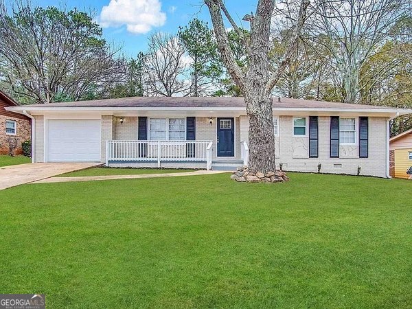 929 Pine Roc Drive, Stone Mountain