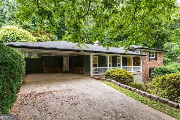 1025 Vistavia Circle Decatur