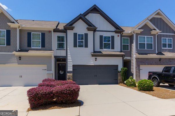723 Woodstock Grove Drive, Woodstock
