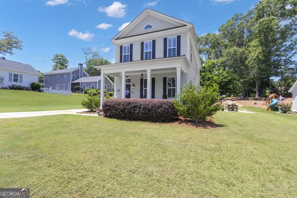 99 Middle Street, Senoia