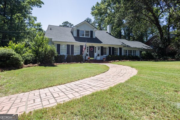 1424 Waverland Drive Macon