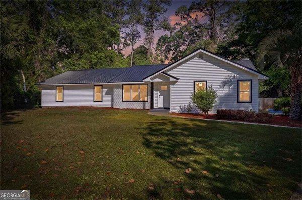 102 Mackqueen Drive Brunswick