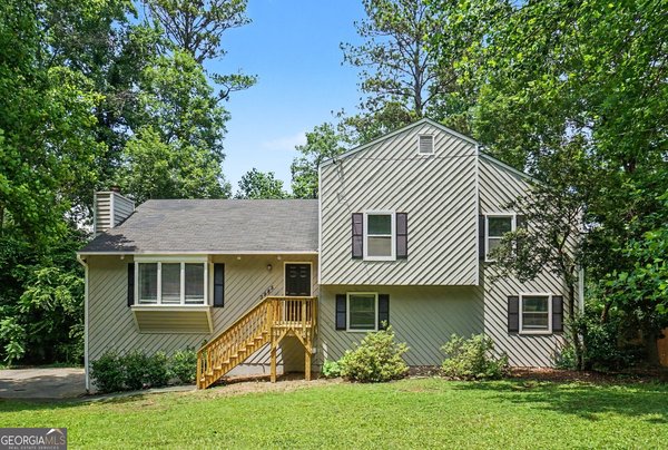 3985 Lookout Point Drive, Marietta