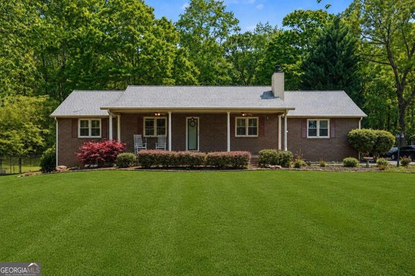 118 Country Acres Court, Mcdonough