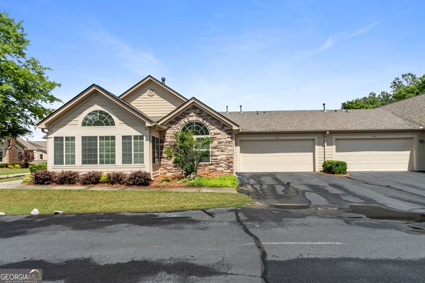 400 Silver Summit Drive, Conyers