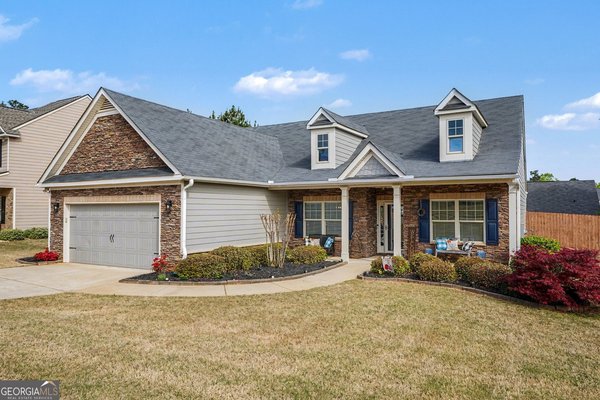 720 Hot Springs Trail, McDonough