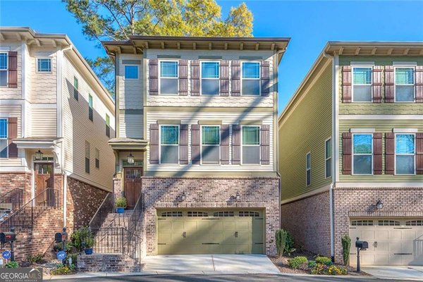 2126 Elvan Circle, Atlanta