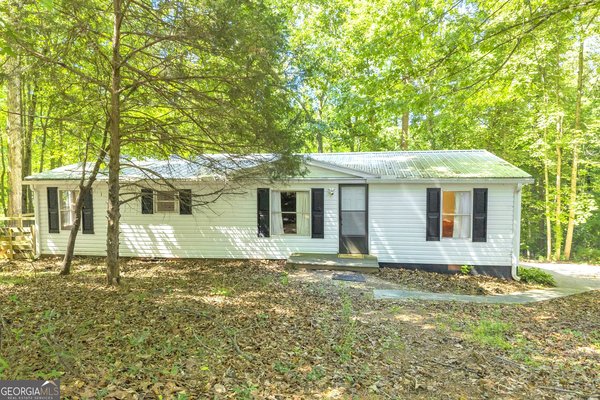 114 Lake Harbor Trail, Martin