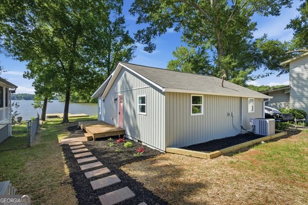 230 Arrow Point Road, Jackson