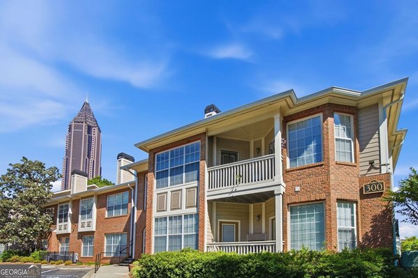 200 Renaissance Parkway, Atlanta