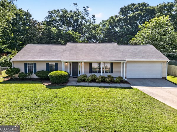 35 Sunnybrook Drive, McDonough