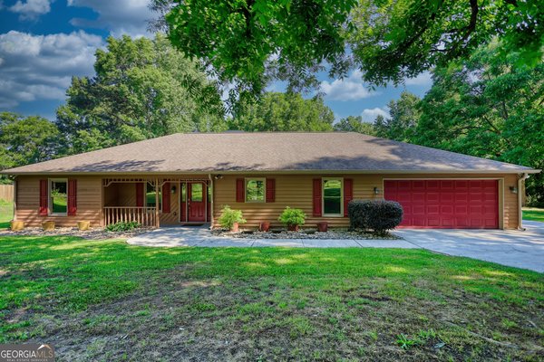 647 Mays Road, Stockbridge