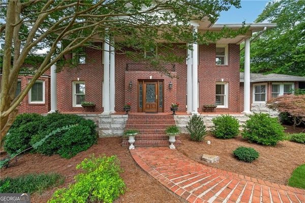 12190 Charlotte Drive, Alpharetta