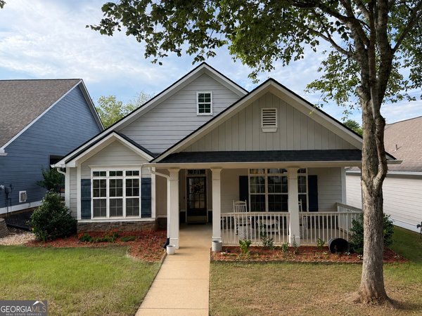 39 Medallion Park Newnan