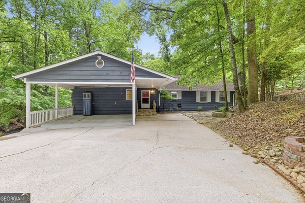 7755 Kings Point Drive Cumming